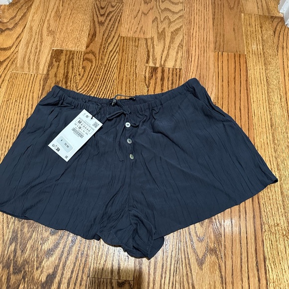 Brand new zara shorts - Picture 3 of 6